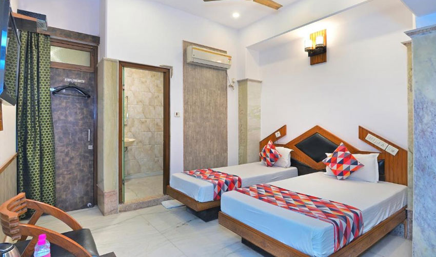 Double Deluxe or Twin Room 2